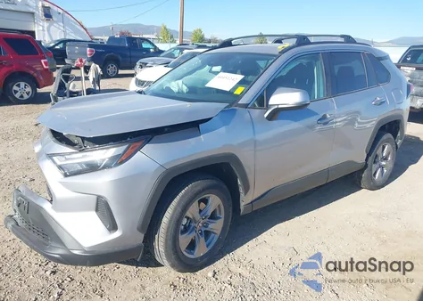 2024 Toyota Rav4 Xle z USA, uszkodzony, nr VIN 2T3P1RFV3RC457706